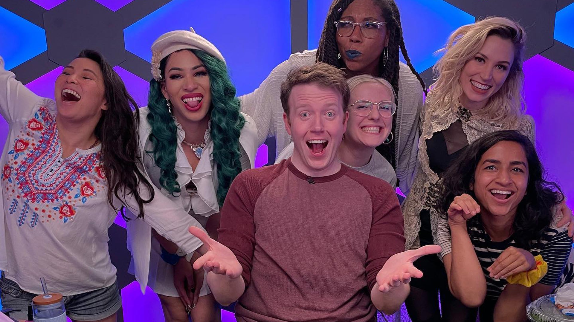 Image for 5 things DMs should copy from D&D actual play shows like Critical Role and Dimension 20 (and 5 to avoid)