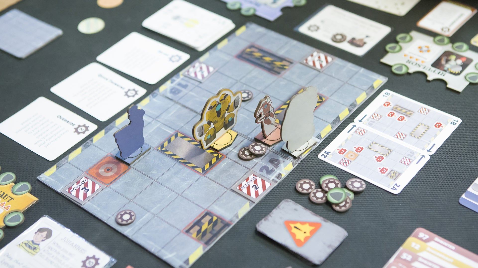 Robot Fight Club Is Basically Robot Wars The Board Game Dicebreaker