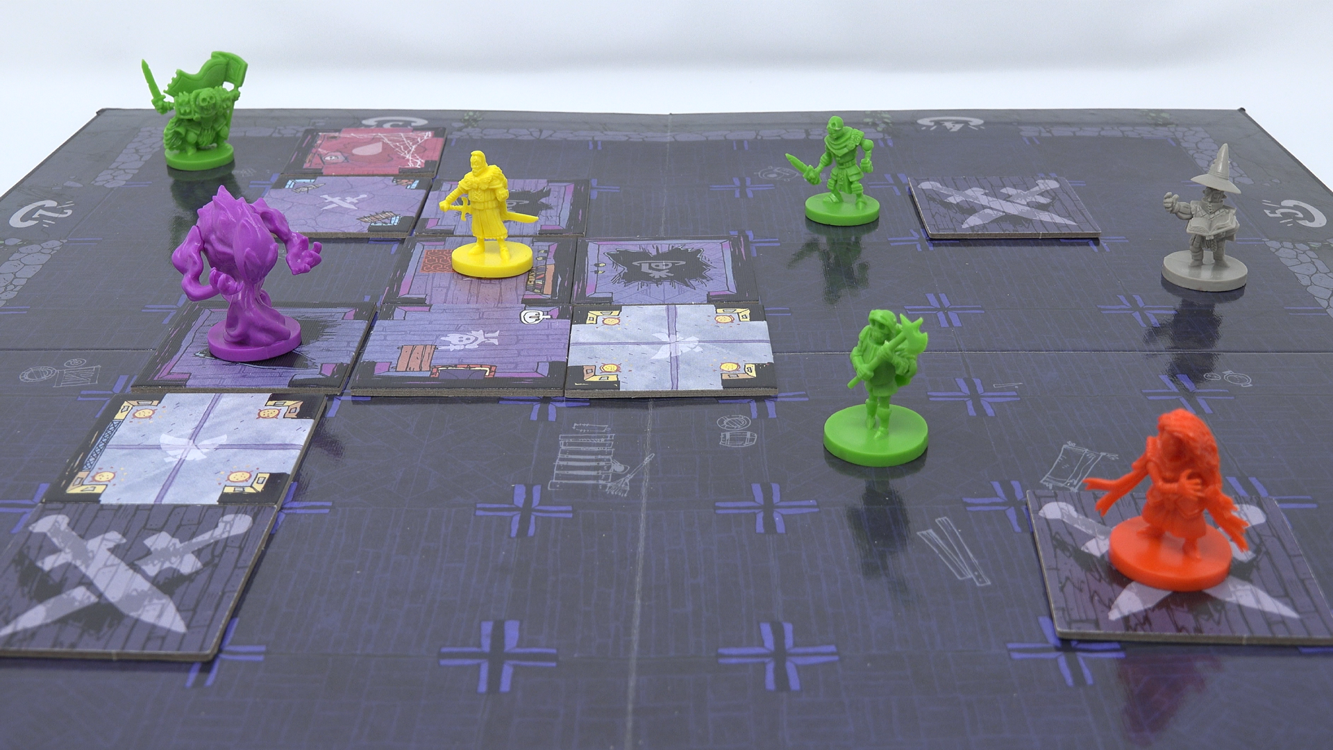 Vast The Mysterious Manor Board Game Review An Immensely Ambitious But Incredibly Demanding Asymmetrical Dungeon Crawler Dicebreaker